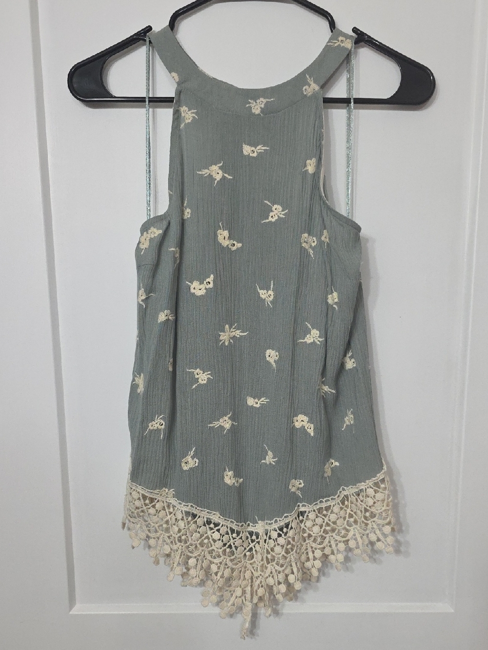 Kaileigh Sage Green Crochet-Hem Floral Camisole